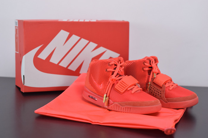 Nike Air YEEZY 2 “Red October” 508214-660