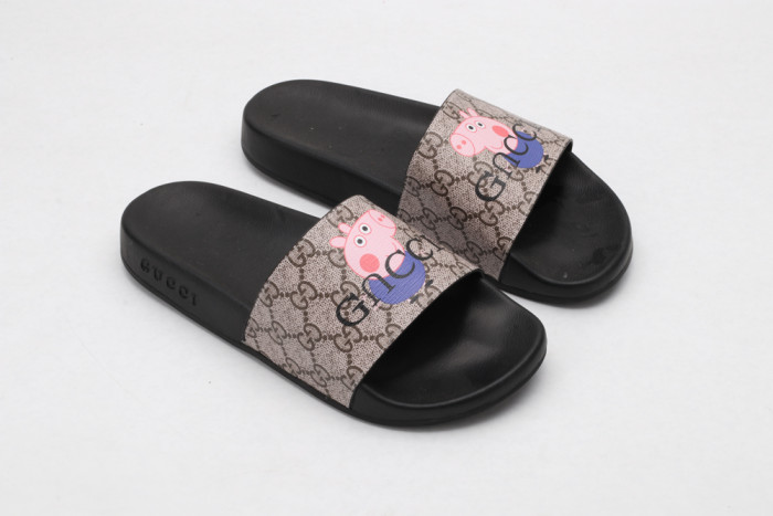 GUCC SLIPPERS