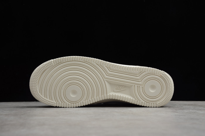 KITH X NIKE AIR FORCE 1’07 GC CU2980-193