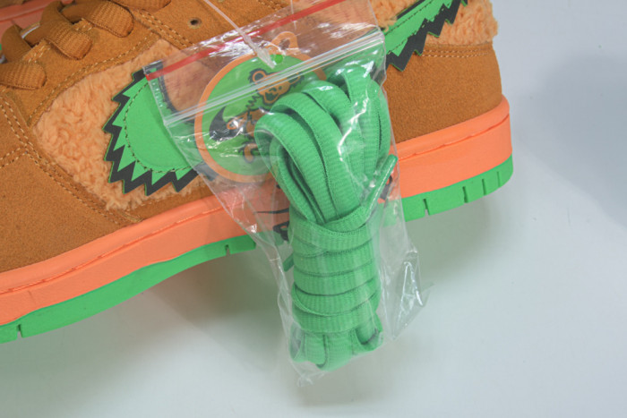 Grateful Dead x Nike SB Dunk Low “Orange Bear” CJ5378-800