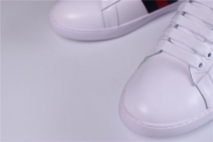 GUCC ACE EMBROIDERED LOW-TOP SNEAKER WITH LOVED ‎497090 DOPE0 9095